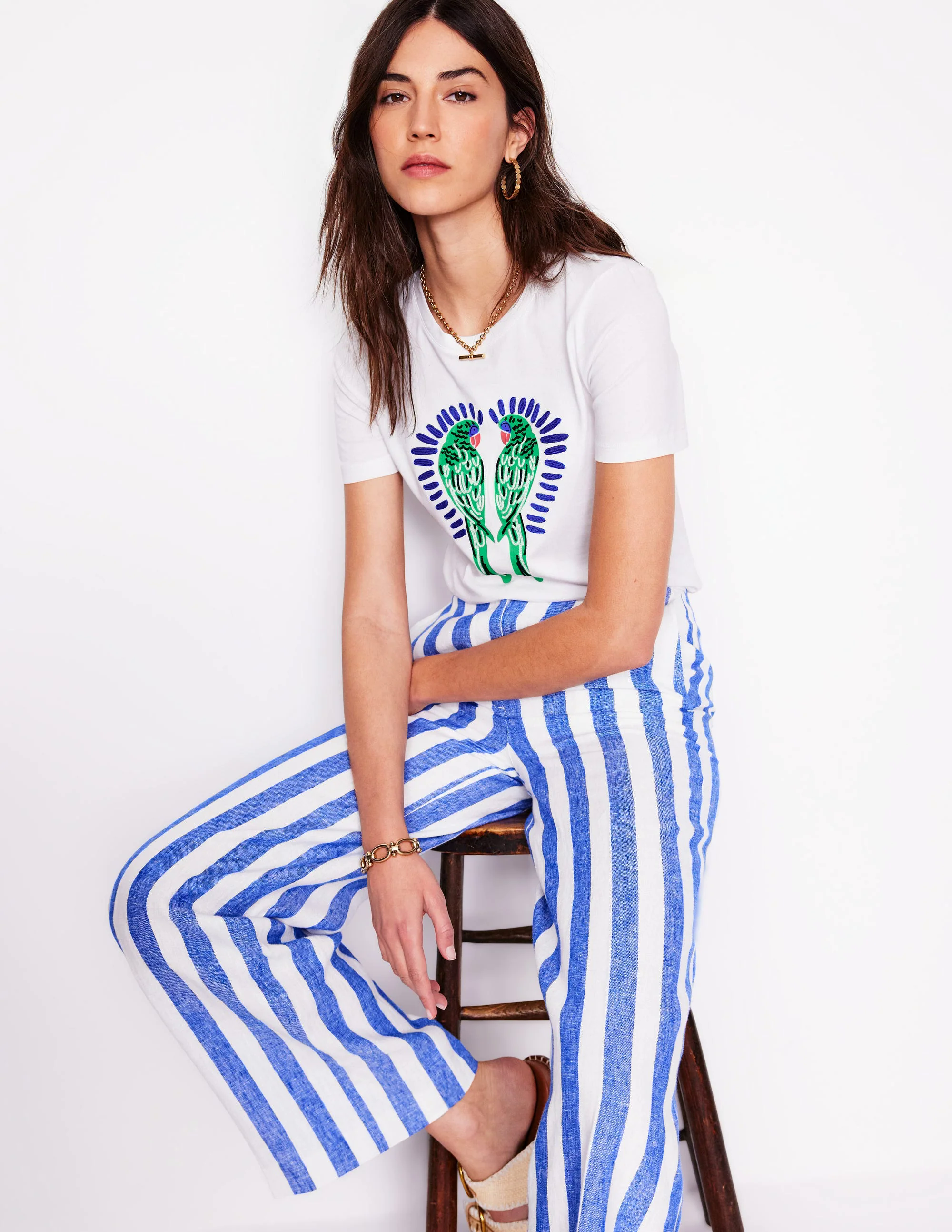 Relaxed Novelty T-Shirt-White, Parrot