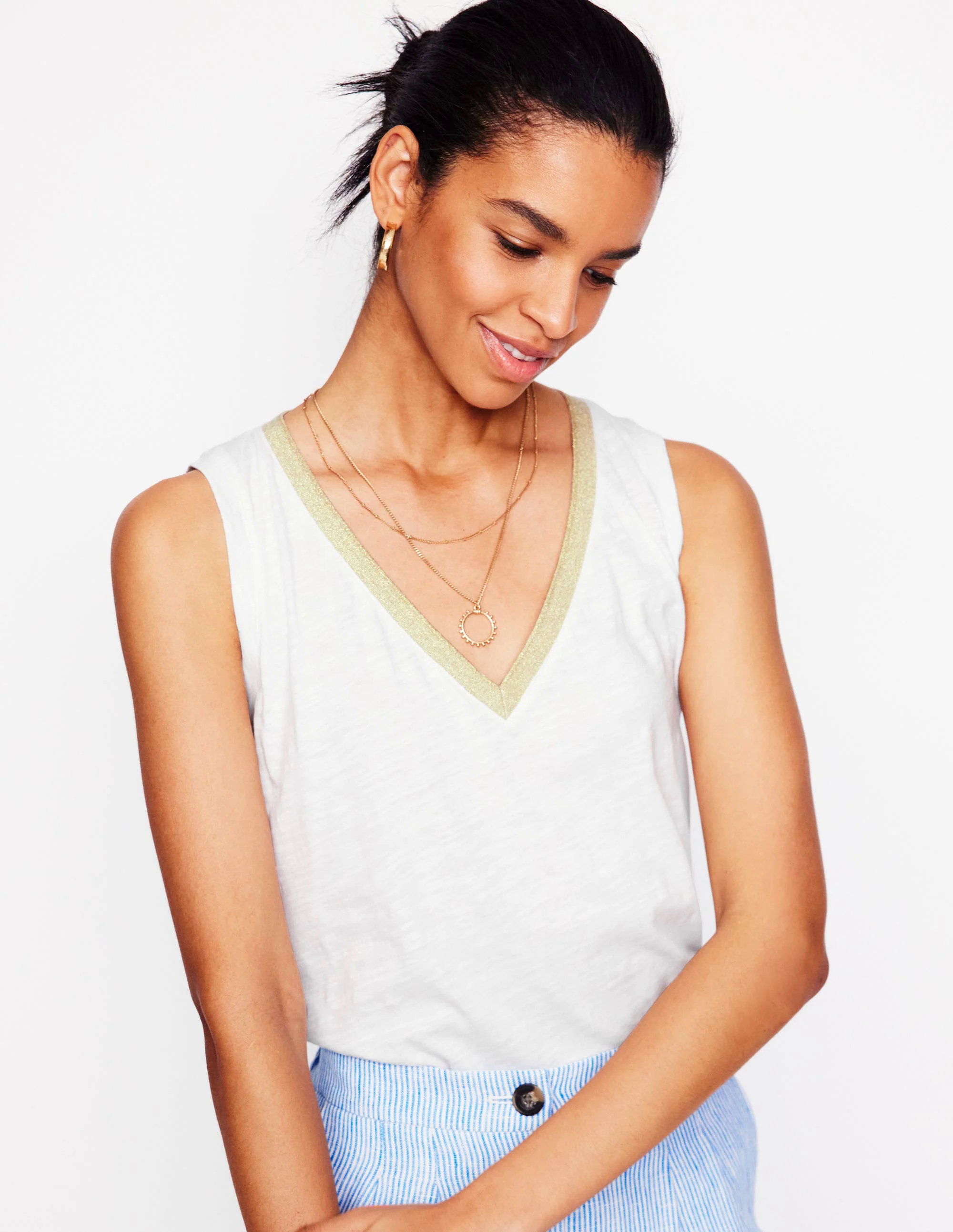 Metallic Trim V Neck Vest-White