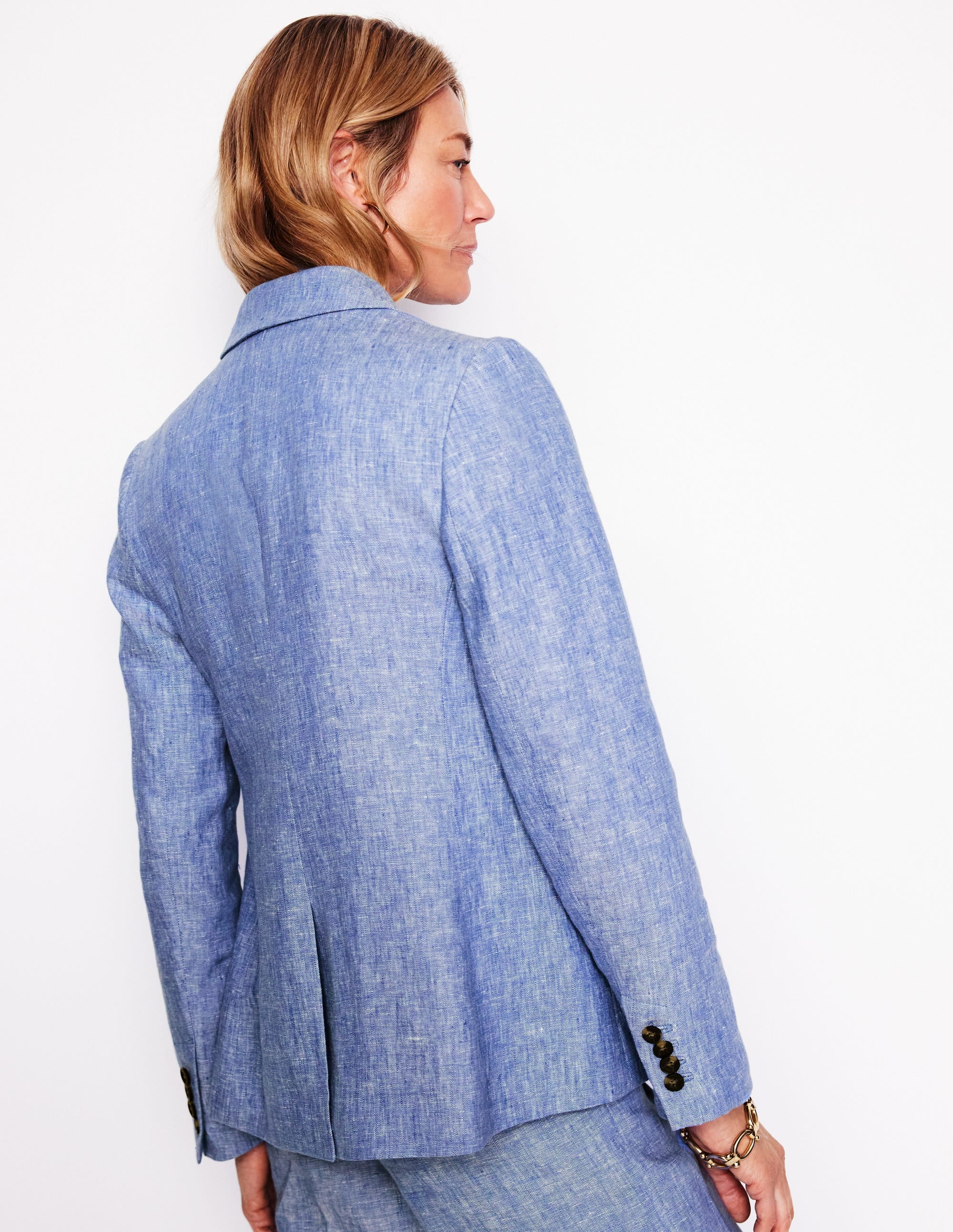 Stamford Linen Blazer-Chambray